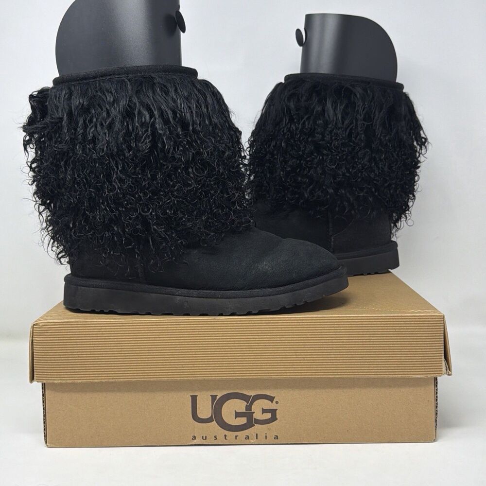 UGG Australia 1875 Sheepskin Cuff Boots Black Curly Fur Women’s 7M